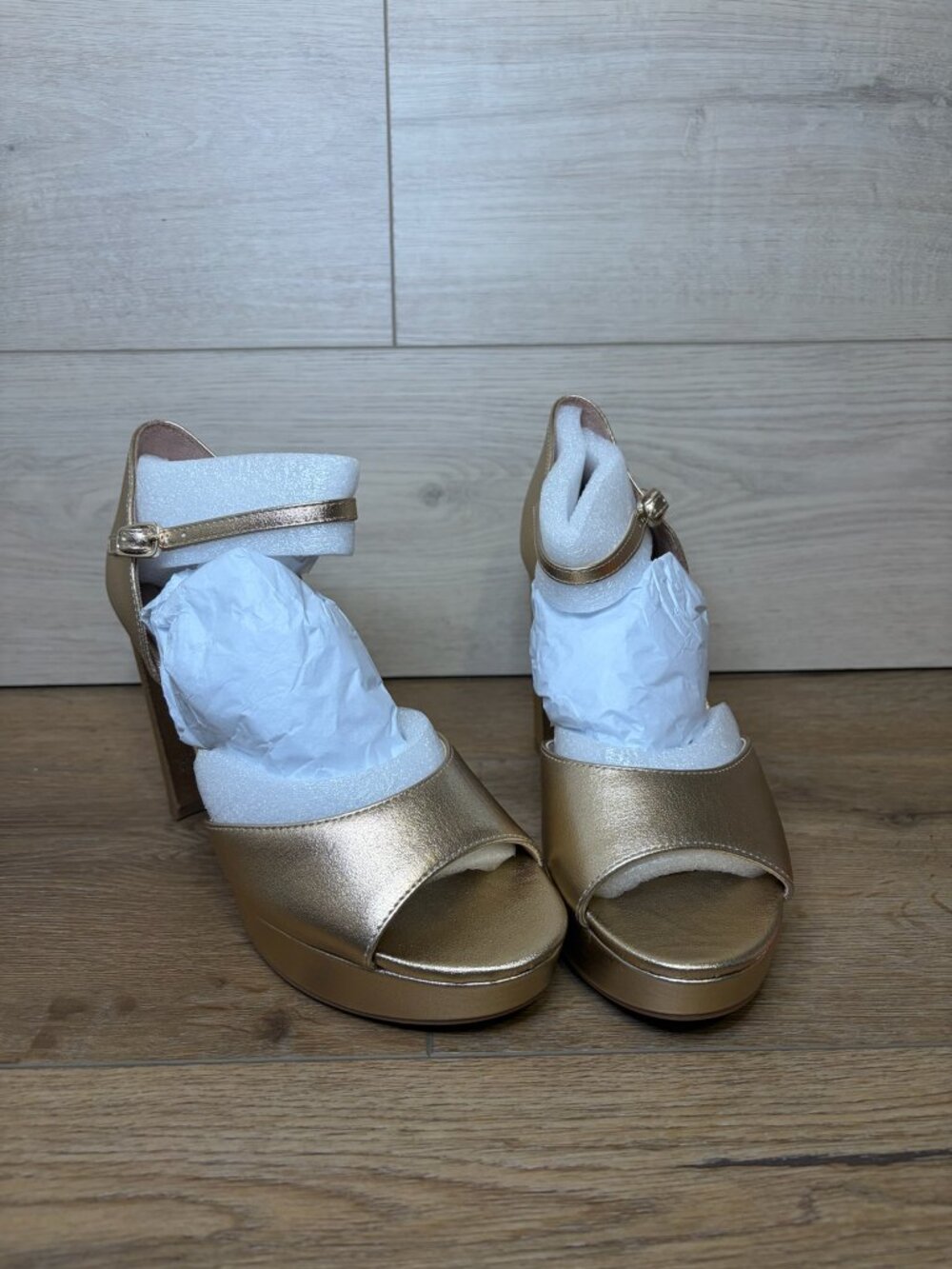 Naturalizer Novi Champagne Metallic Platform Block Heel Sandals Size 7 W